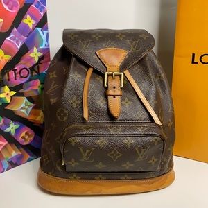 SOLD 🤎 LV BACKPACK MM 🖤
